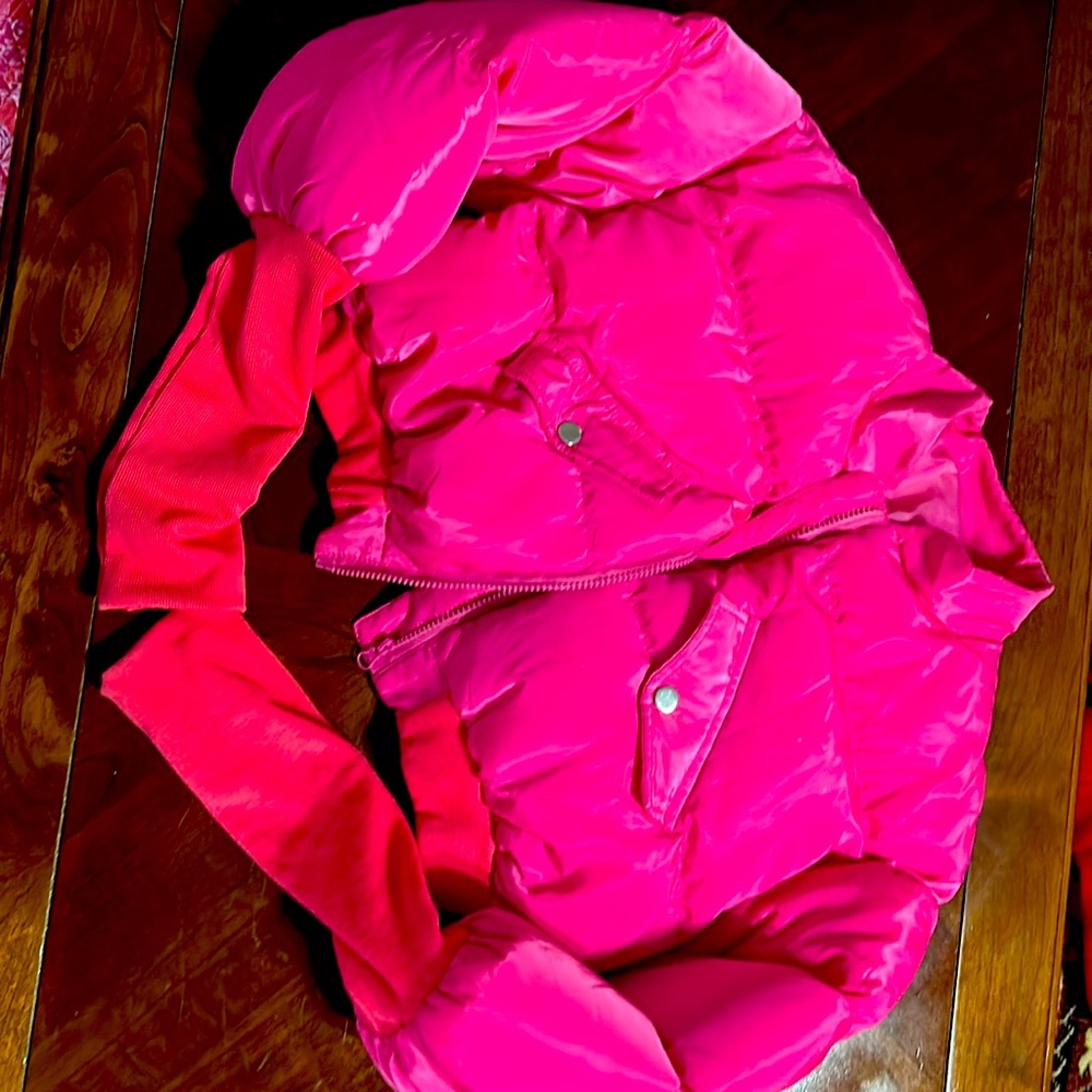 Pink crop jacket puffer